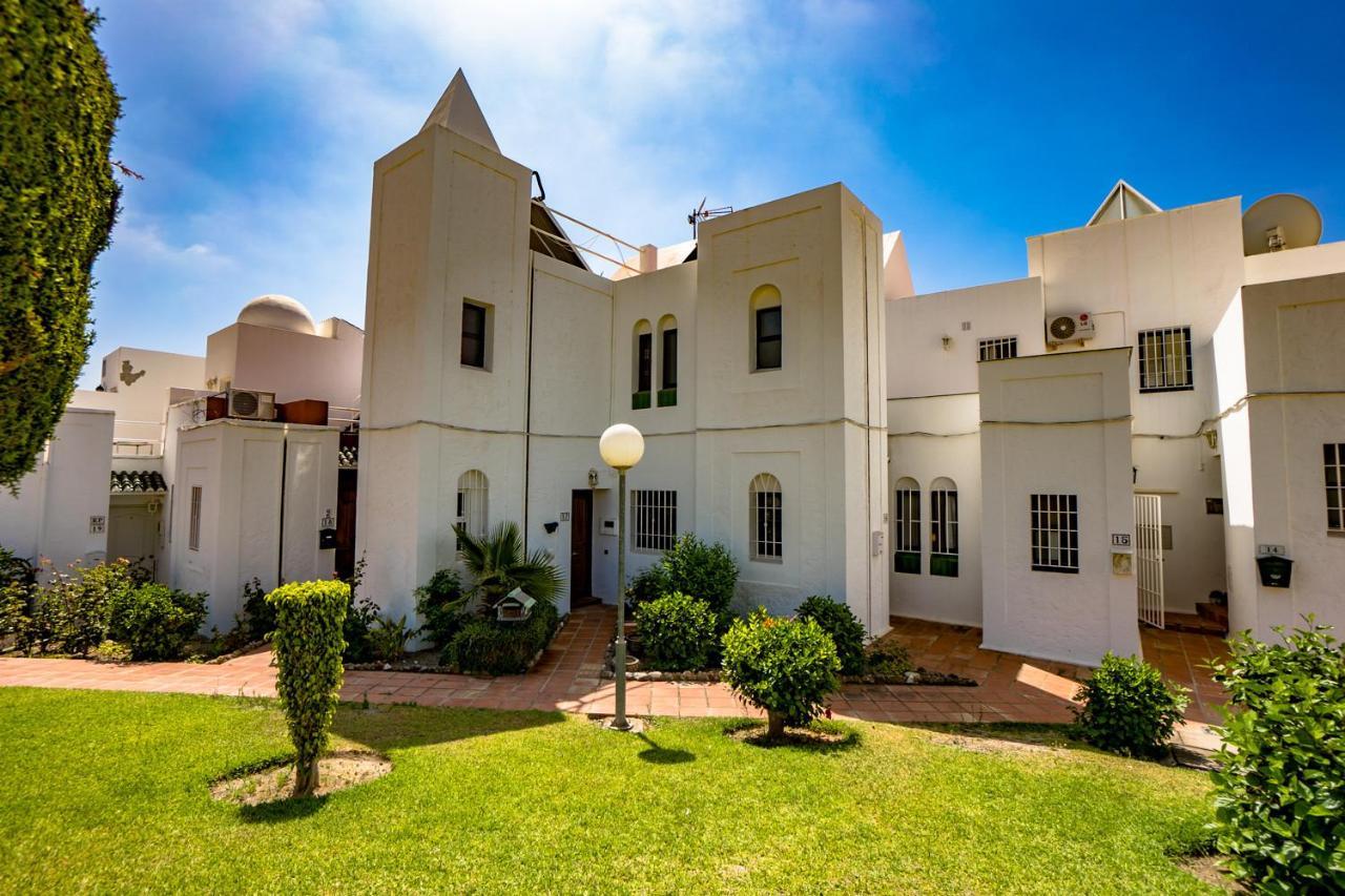 Urb. Alhambra II 15 Villa Nerja Exterior photo