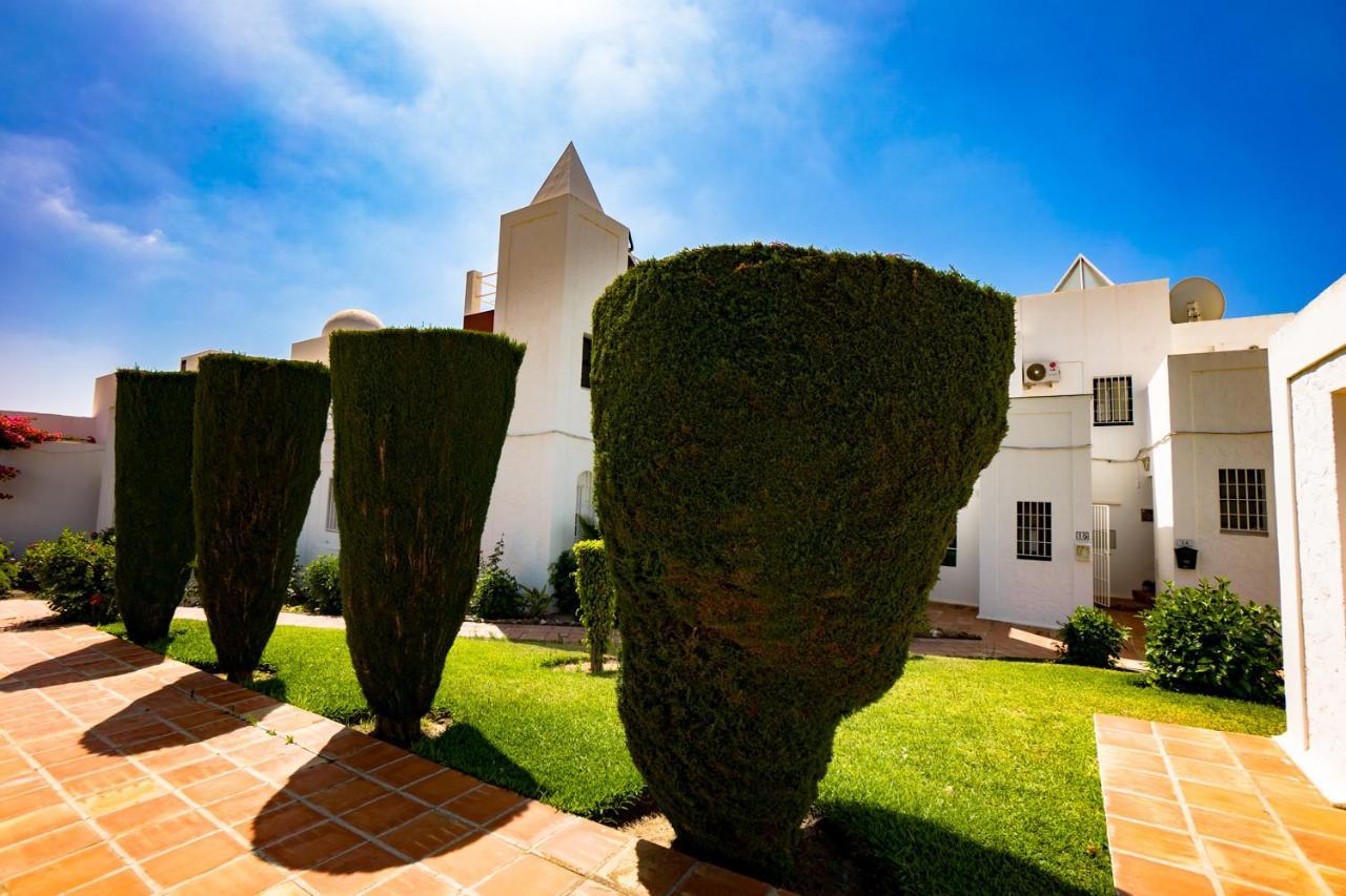 Urb. Alhambra II 15 Villa Nerja Exterior photo