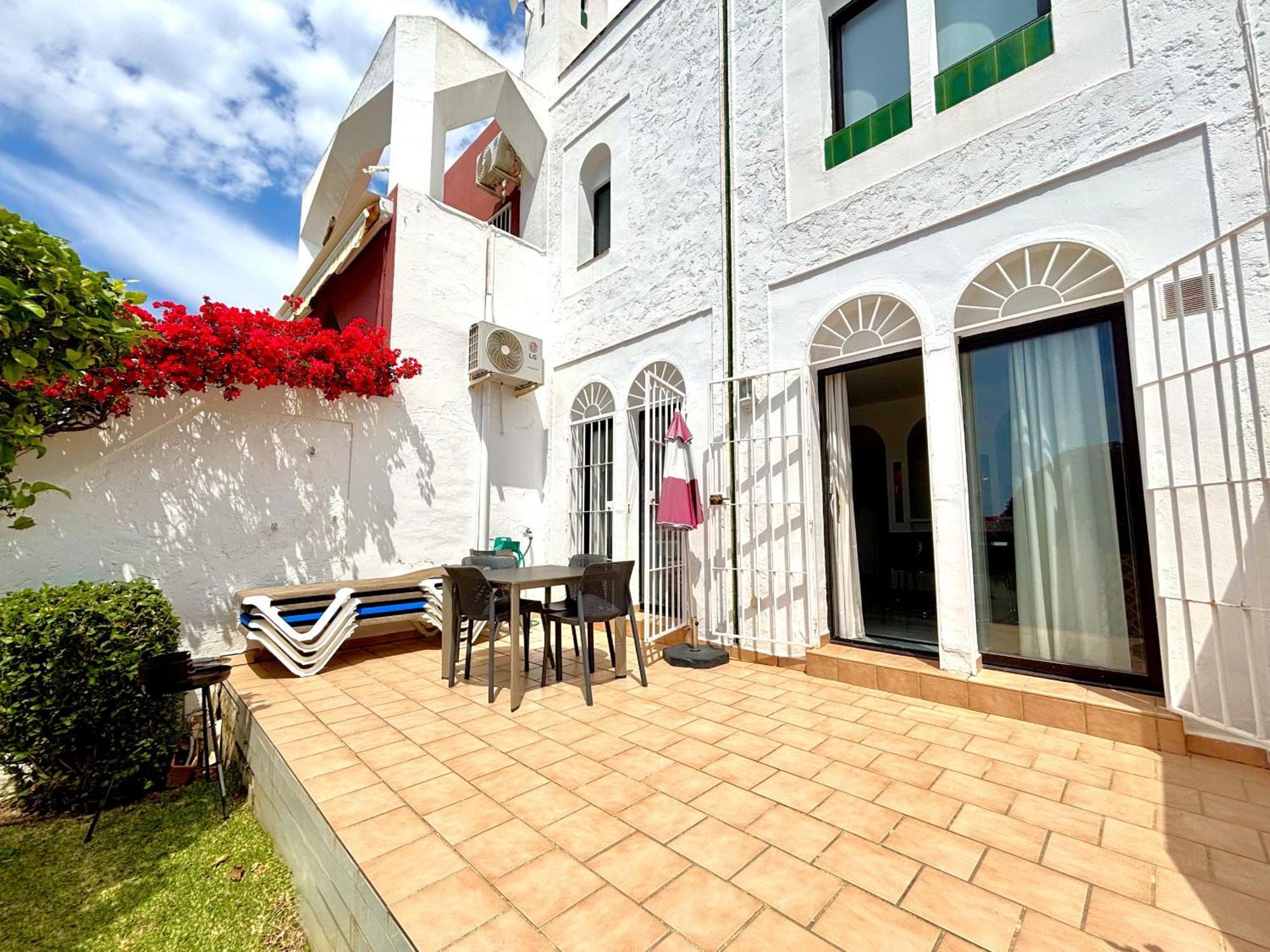 Urb. Alhambra II 15 Villa Nerja Exterior photo